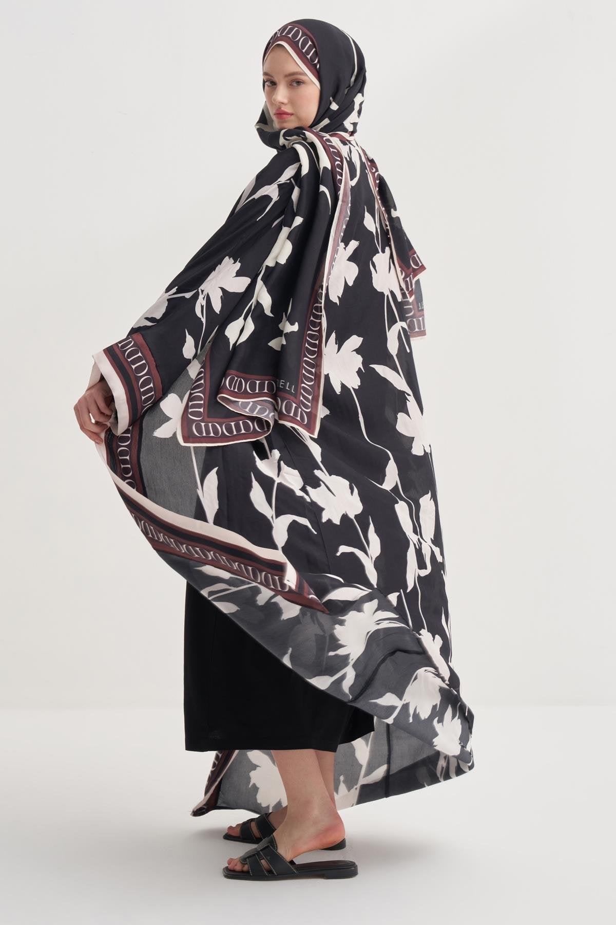 Black flush Abaya Gown set