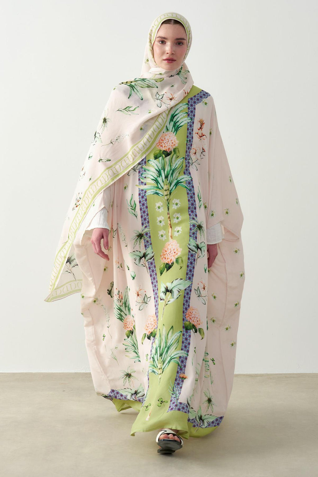 Floss kaftan powder set